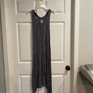 Anne Klein Black and White geometric Patterned Dress shark bite